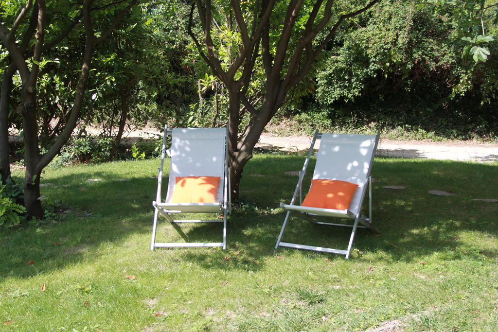 La Bousquatiere Bed & Breakfast Piolenc Exterior foto