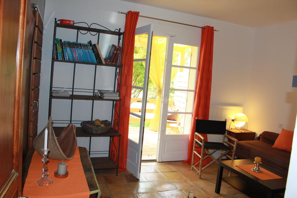 La Bousquatiere Bed & Breakfast Piolenc Cameră foto